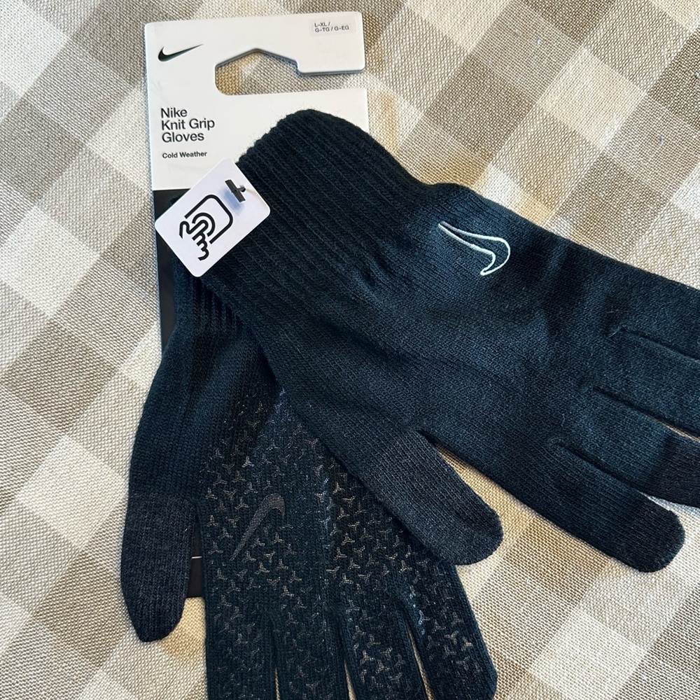 Nike Knit Grip Gloves - Black Cold Weather